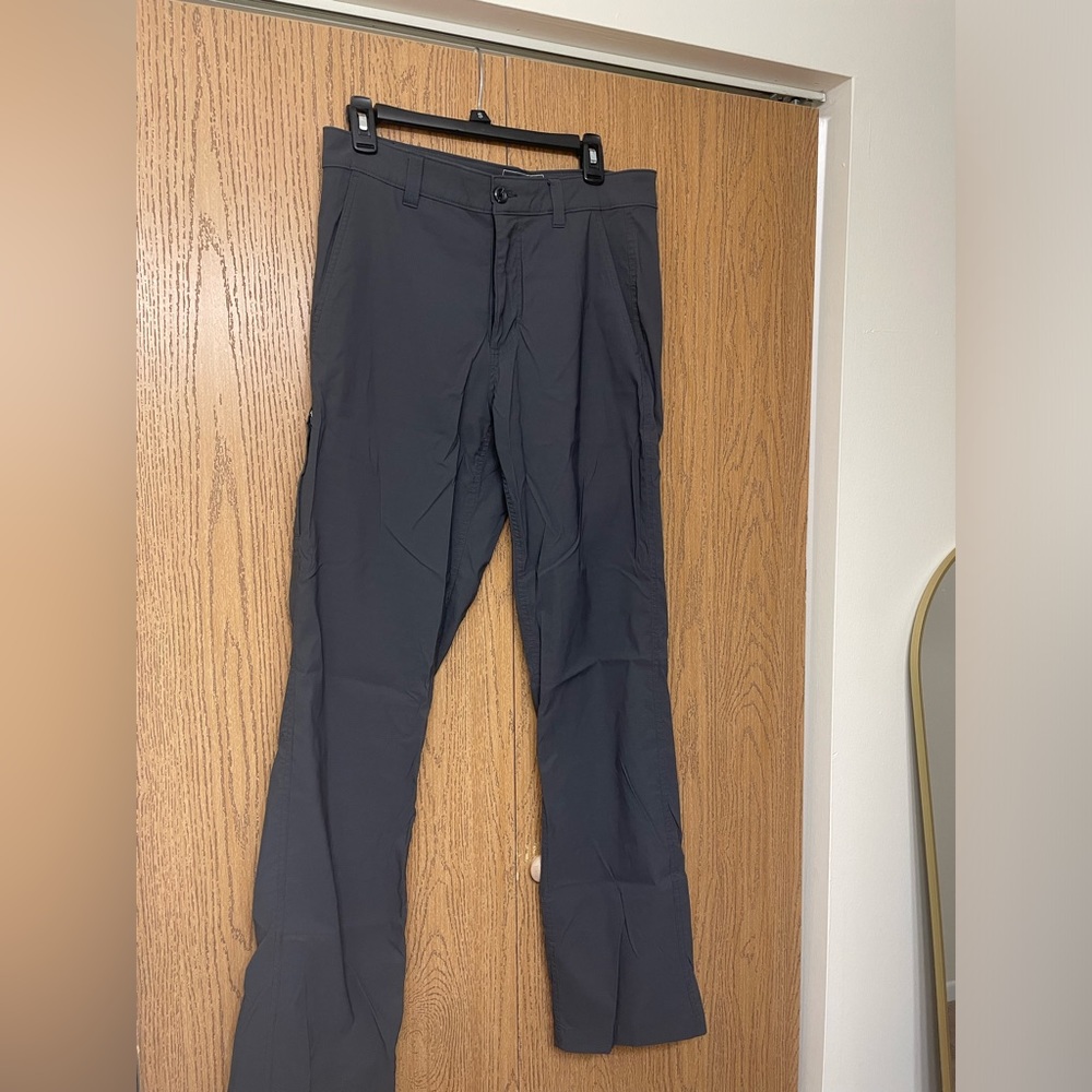Men’s pants, 32x34, Eddie Bauer!